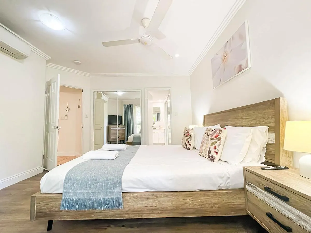 **** Aparthotel Trinity Links Resort Cairns Austrálie